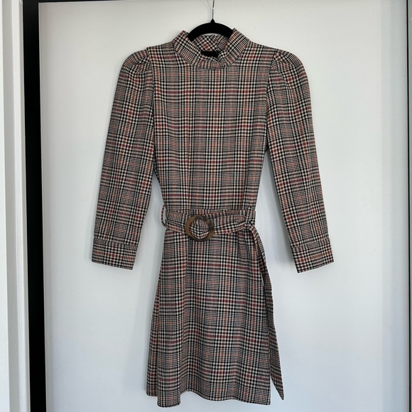 brown plaid dress zara | Dresses | Zara Gorgeous Trf Mini Wool Size S Plaid mini dress Size:M - 10 Contrasting trim detail cf-size-2t A Person in a